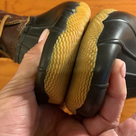 Sperry Size 9 women's waterproof rubber boot with thinsulate lined like new - Picture 4 of 12